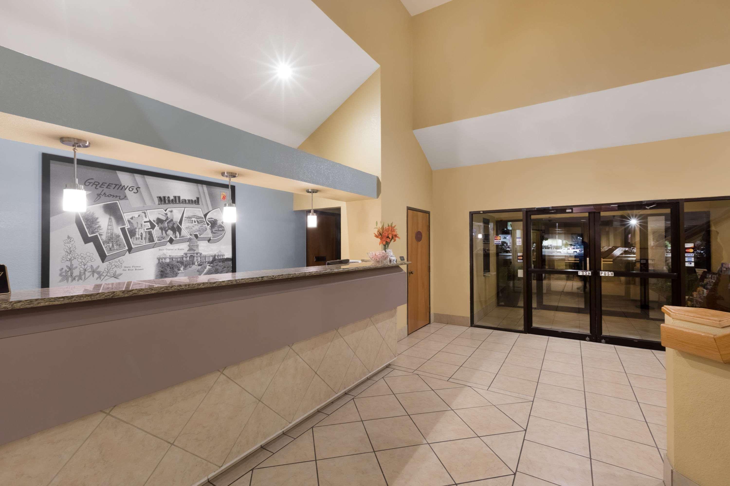 Super 8 By Wyndham Midland Motel Dış mekan fotoğraf