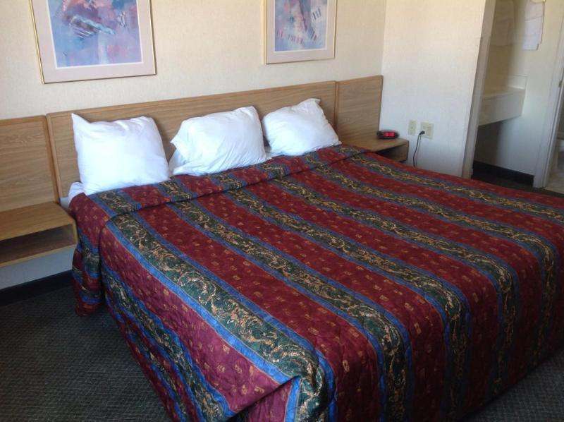 Super 8 By Wyndham Midland Motel Dış mekan fotoğraf